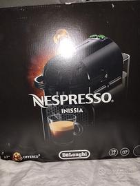 Nespresso inissia macchina caffè