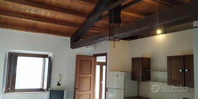 Monolocale Centrale Arredato - Piazza Mazzini