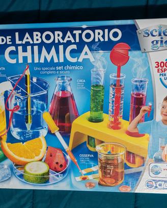 gioco Laboratorio di Chimica Clementoni