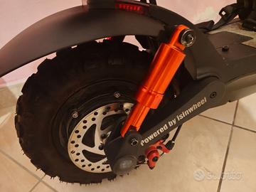 Monopattino professionale isinwheel GT2,