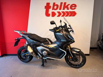Honda X-ADV 750 ACCESSORIATA