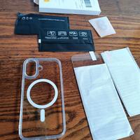 Custodia in silicone iPhone 15 e+kit accessori