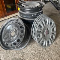 Cerchi in ferro Fiat Panda con borchie