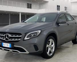 MERCEDES-BENZ GLA 200 d Sport auto