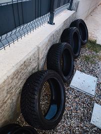 Gomme 215/45 r 17 91v