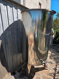 Serbatoio in Acciaio Inox Verticale con Rubinetto