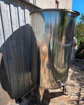 Serbatoio in Acciaio Inox Verticale con Rubinetto