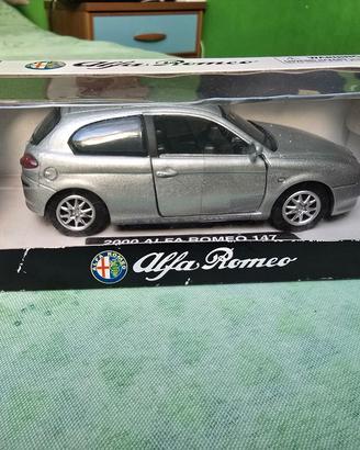 Modellino Alfa Romeo 147 Scala 1/32