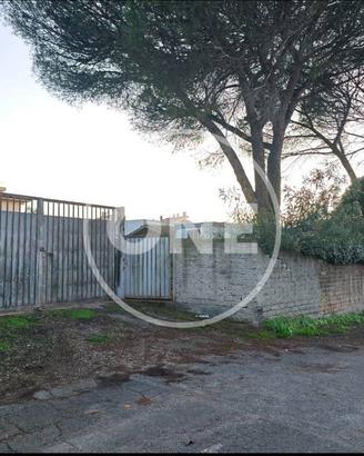 Terreno di 1452 m² a Roma