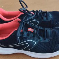 Sneakers leggere KALENIJ