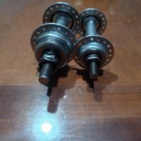 coppia di mozzi bici classiche 