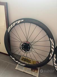 Ruote in Carbonio Zipp 303 Firecast