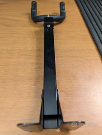 SUPPORTO/STAND A MURO X TUTTE LE CHITARRE E BASSI