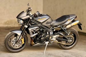 Triumph Street Triple 675 R