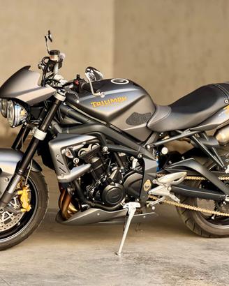 Triumph Street Triple 675 R