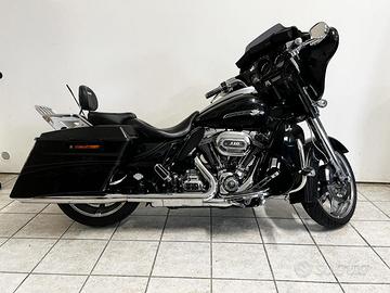 HARLEY-DAVIDSON FLHX Street Glide Screaming eagl