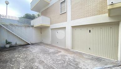 BOX A GROTTAMMARE