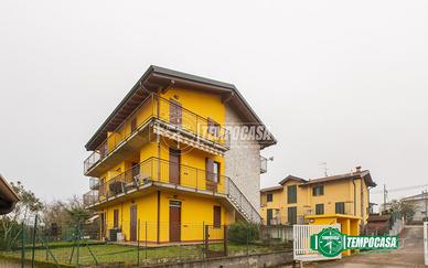 TRILOCALE DUPLEX CON BOX E AREA ESTERNA - VIZZOLA