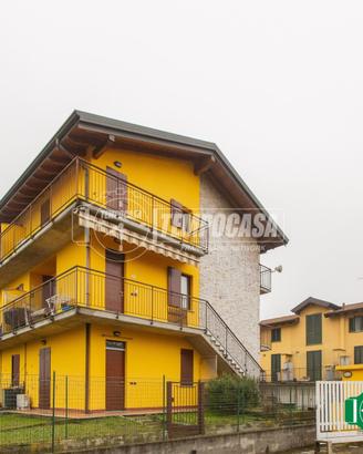 TRILOCALE DUPLEX CON BOX E AREA ESTERNA - VIZZOLA