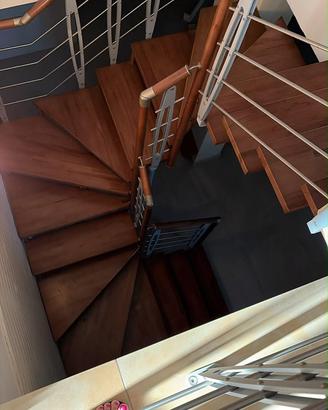 Scala in legno da interni