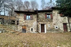 CASA SEMINDIPENDENTE A SAN SIRO