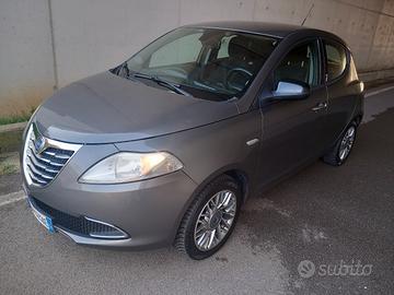 lancia ypsilon 1.3Mjet 95cv 5p.