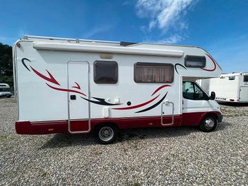 Camper usato mansardato