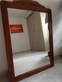 Specchio in legno