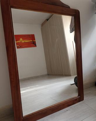 Specchio in legno