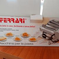 macchina per la pasta con motore