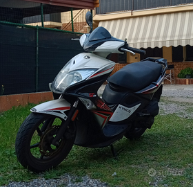 Kymco super 8