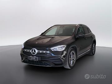 MERCEDES-BENZ GLA-H247 2020 - GLA 180 d Premium au
