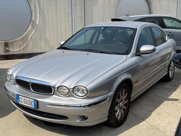 Jaguar X-Type 2.5 V6 196cv benzina / gpl