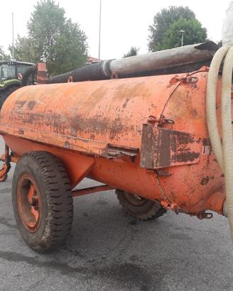 Carrobotte pozzi neri Lt 3000