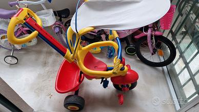 triciclo per bambini