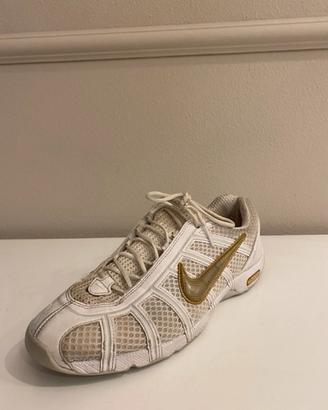 Scarpe Nike adatte per la scherma numero 39