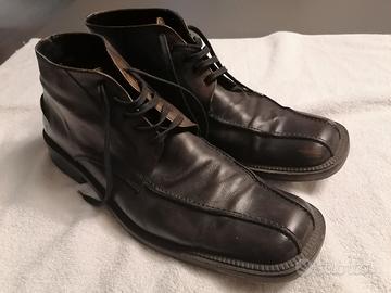 Scarpe in pelle nero-marrone n. 46