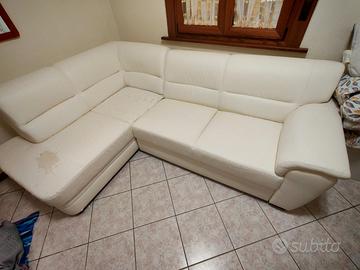 Divano letto angolare similpelle bianco