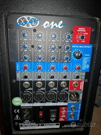 cassa amplificata con mixer incorporato 