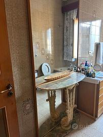 ✨ Specchiera bagno con piano in marmo – 220x100 cm