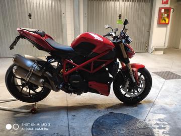 Ducati Streetfighter 848 - 2012