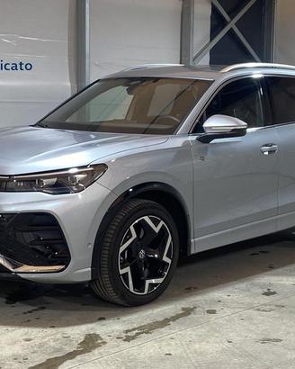 Volkswagen Tiguan 2.0 tdi R-Line 150cv dsg