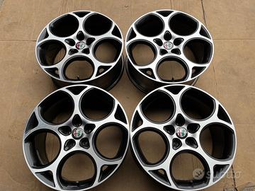 Cerchi da 19 per Alfa Giulia Stelvio Giulietta