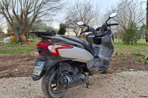 Kymco downtown 125