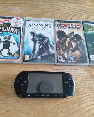 PSP Sony Nera + 4 Giochi