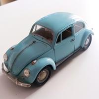Volkswagen Beetle (Maggiolino) Modellino Bburago