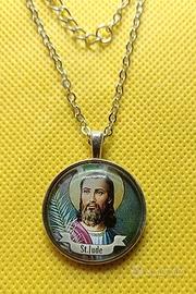 Collana con ciondolo