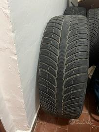 Cerchi con gomme 225/45/R18