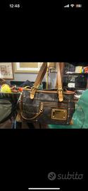 Borsa Louis Vuitton Riveting monogram canvas