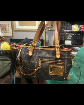 Borsa Louis Vuitton Riveting monogram canvas
